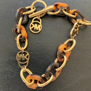 Michael Kors MK Logo Bracelet Gold Tone Tortoise Shell Link Toggle Brace…